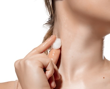 Cómo cuidar la piel del cuello con remedios naturales